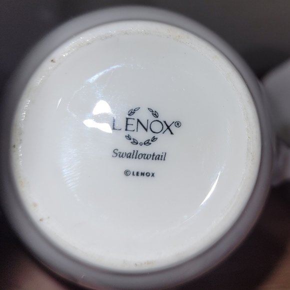 Lenox BUTTERFLY MEADOW COLLECTION SET OF 3 COFFEE, TEA MUGS - Picture 2 of 3